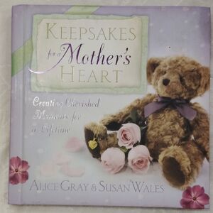 Keepsakes for a Mother's Heart Book